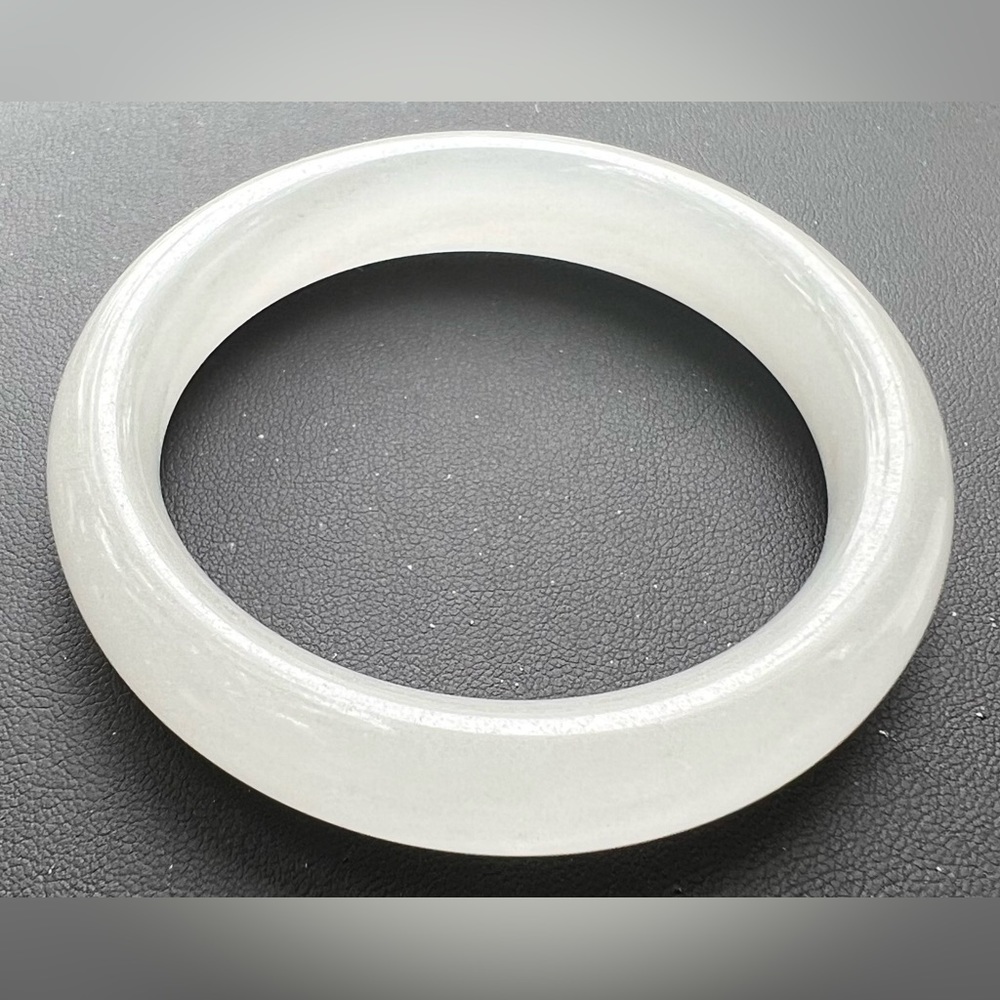 Vintage Boxed Solid White Jade Cuff Bracelet - image 2